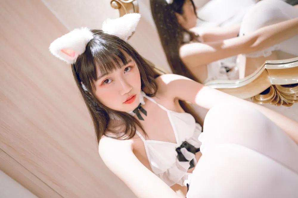 99年广州coser的狐狸造型有多灵动？不槑喵24万粉的早期演绎