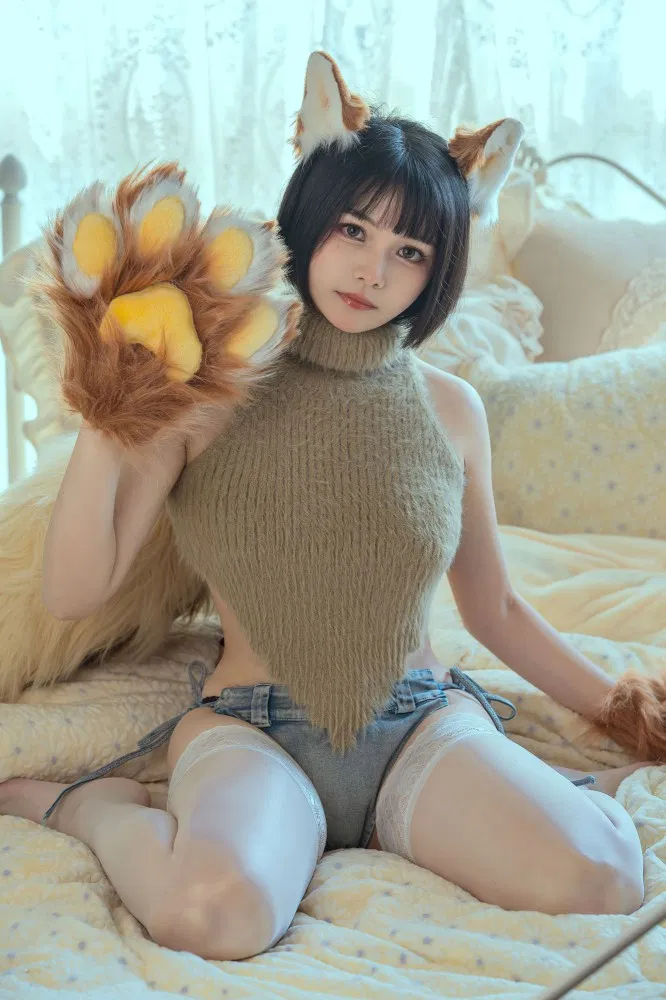 七月喵子蒂迟亚希24P华丽与神秘交织的异世界使者 七月喵子蒂迟亚希24P华丽与神秘交织的异世界使者