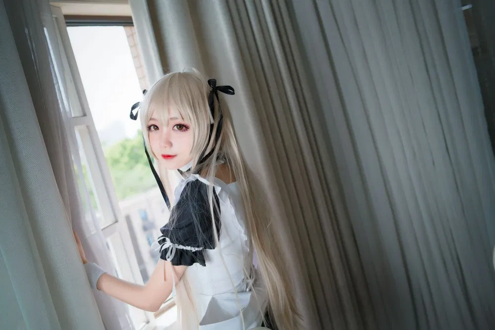 98年宝妈Coser五更百鬼JK制服52P的青春旋风