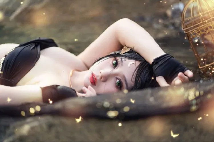 上个月翻镜酱超话翻了整整俩小时，评论区比图还有意思