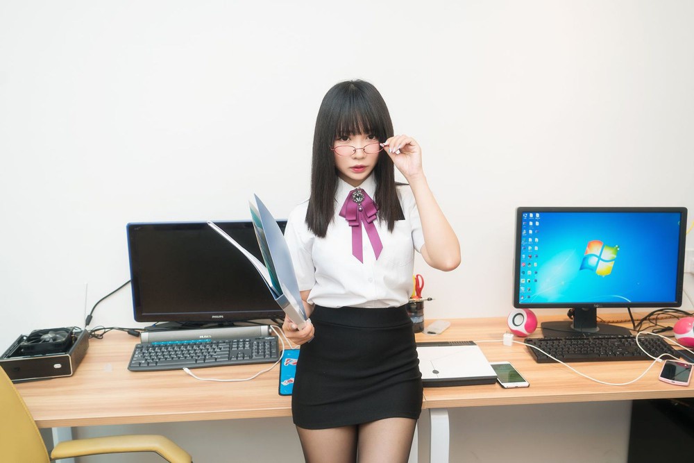 香港Coser铭铭Kizami是怎么从一场角色扮演拍出教学仪式感的