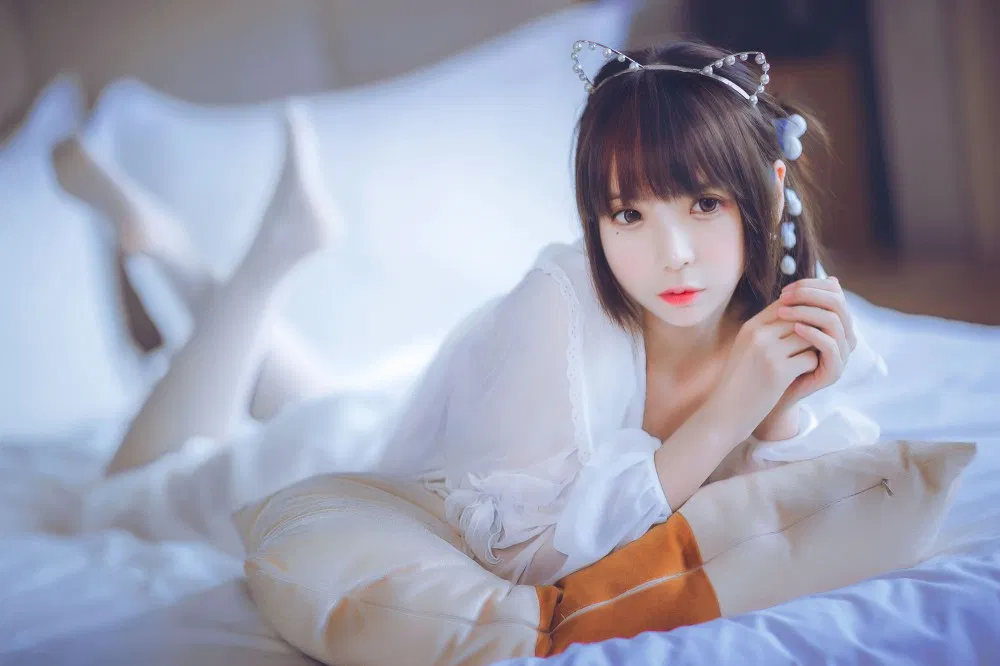 东北水瓶座Coser 疯猫ss穹妹旗袍24P重新定义了穹妹的东方美学