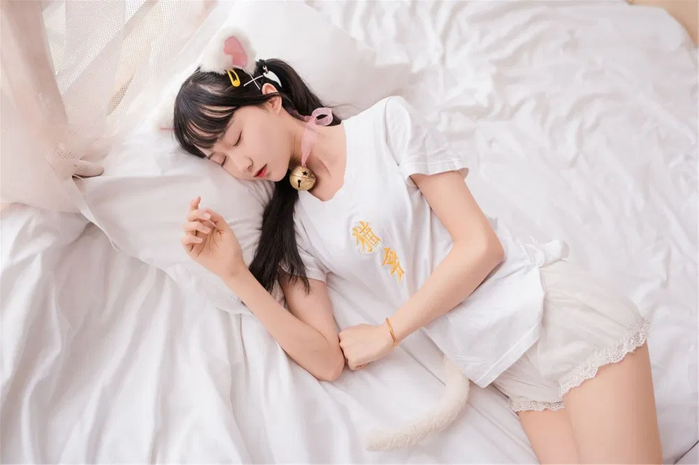 广东天秤座百万粉Coser木棉棉OwO花束里的浪漫48P赏析 广东天秤座百万粉Coser木棉棉OwO花束里的浪漫48P赏析