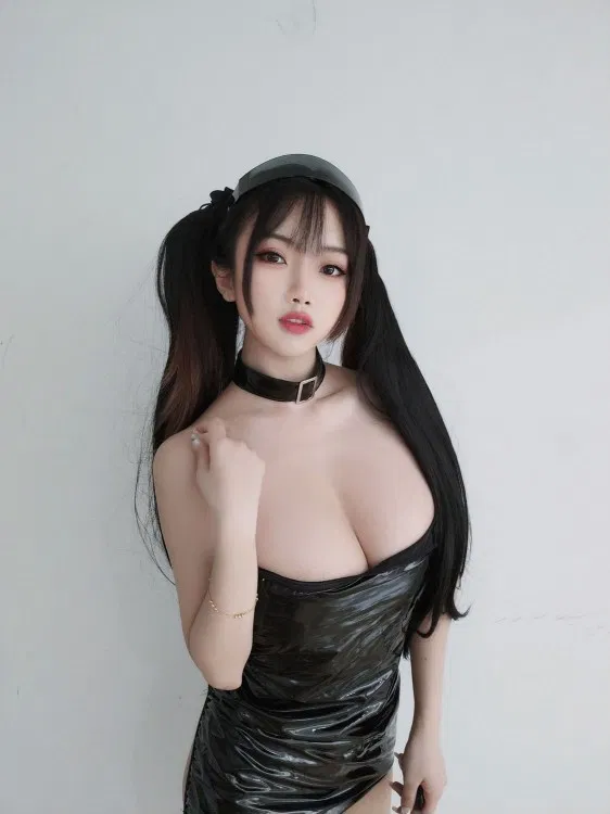 鬼畜瑶在不在Cos修女主题写真.为什么总有一种独特的氛围感