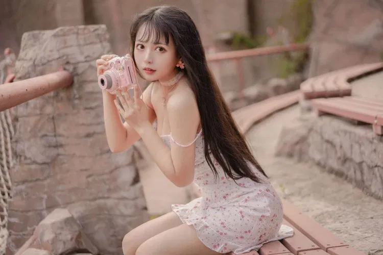 黑猫猫OvO碧蓝航线大凤图集在线赏析