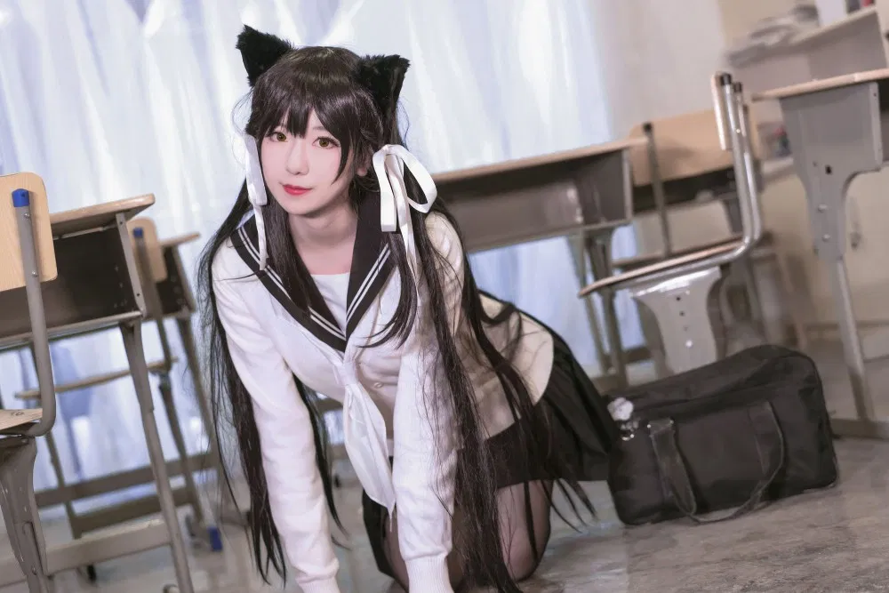 南京二次元Coser弥音音ww碧蓝航线爱宕校服