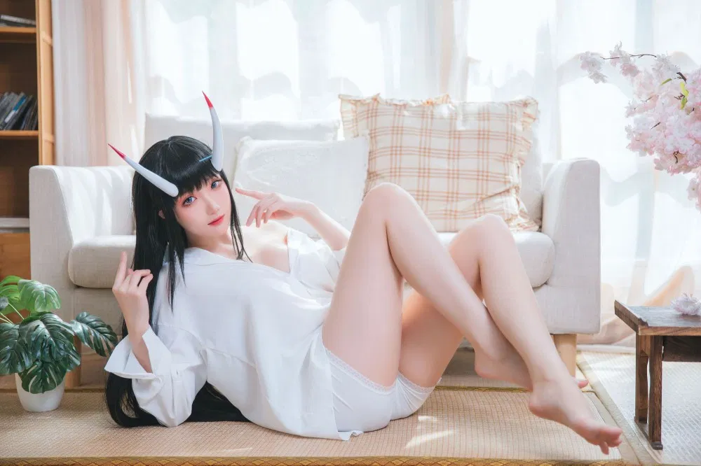 搜她时别把名字记混，认准广东金牛座169的coser