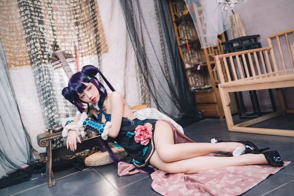 广州01年处女座Coser果咩酱w春野苍穹图册赏析 广州01年处女座Coser果咩酱w春野苍穹图册赏析