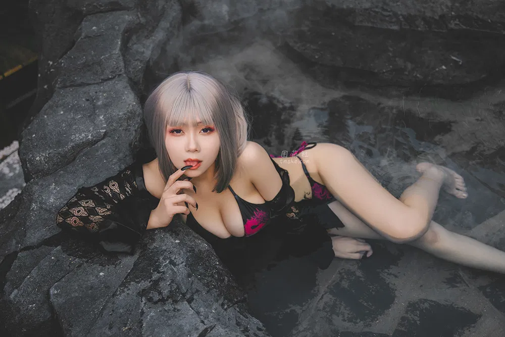 末夜787在哪看比较好？幽灵娘cos和写真先看这几套