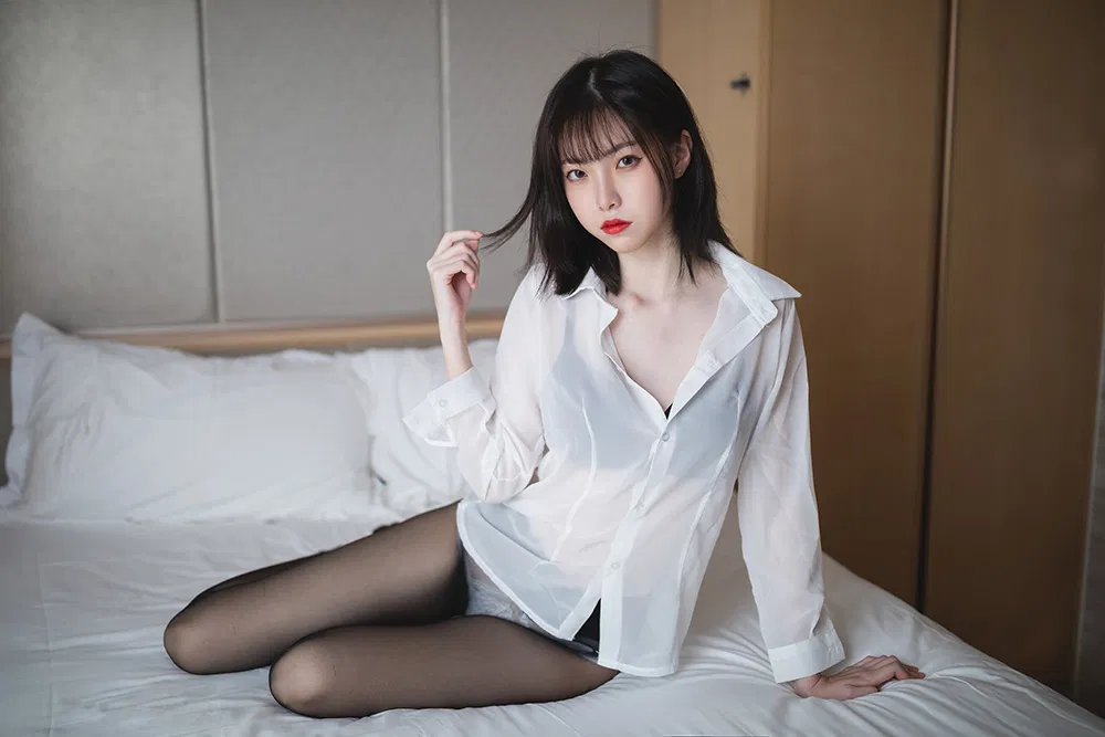 许岚lan舞蹈服写真图片在哪看？新手上路先认清这几步