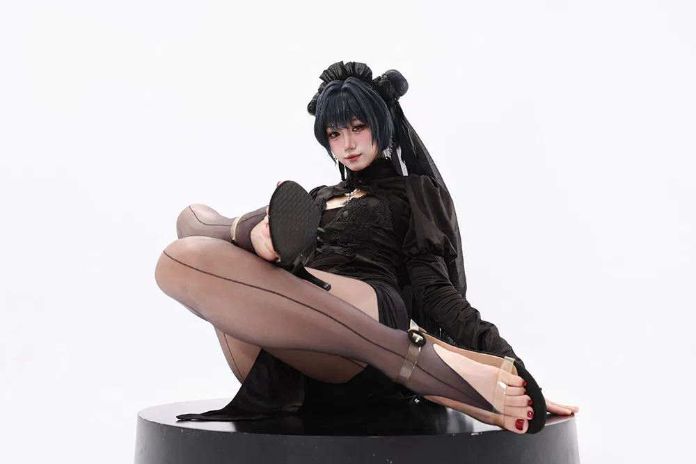 柒柒要乖哦cosplay作品看点:98期随包视频一次看全